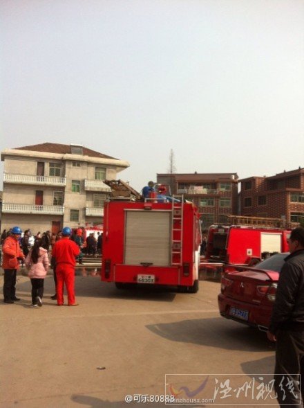 浦江火災現(xiàn)場