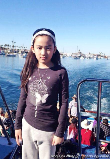 景天瞳小時(shí)候圖片