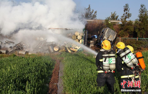 四川黃磷車發(fā)生車禍