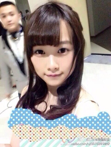 李宇春長發圖片美的驚人 可惜不是李宇春本人