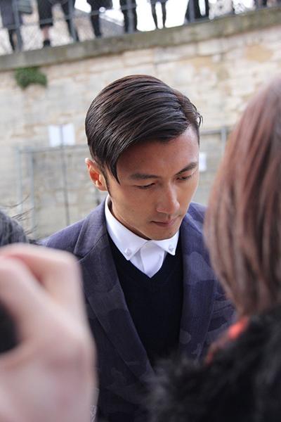 謝霆鋒巴黎看秀