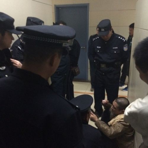 南京男子酒后打死女兒