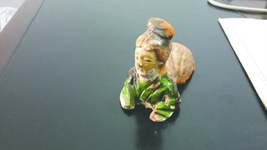 路邊小便沖出宋陶俑