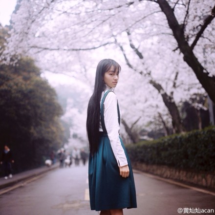 武大女神黃燦燦 武漢大學黃燦燦清純照