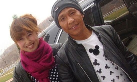 宋小寶漂亮老婆照片曝光 原來宋小寶結(jié)婚了還有一對(duì)雙胞胎