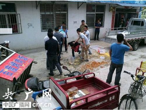 河南城管毆打女攤販