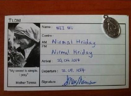 溫州永嘉90后畢業(yè)旅行 在印度照顧垂死之家的老人