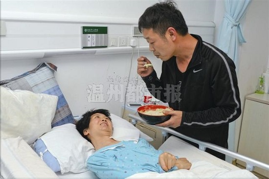 瑞安男子喚醒植物人妻子 四年悉心照顧換得妻子重生