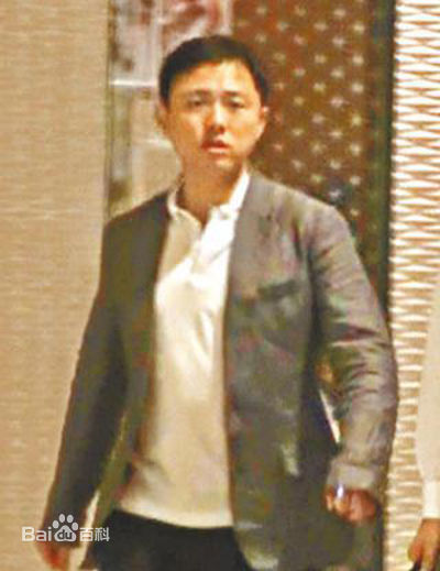 吳佩慈男友紀曉波個人資料 35歲身家百億