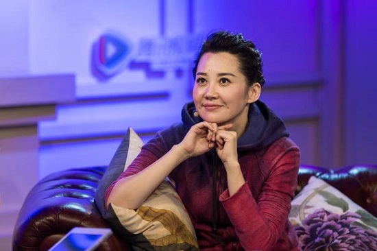 華晨宇許晴姐弟戀 24歲華晨宇和45歲許晴是靈魂伴侶