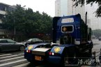 溫州再現土豪婚車隊 擎天柱當頭勞斯萊斯蘭博基尼在