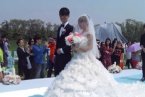李行亮結(jié)婚了 18日李行亮和女友麥琳結(jié)婚延參法師主