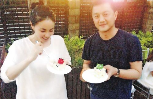 王菲李亞鵬合體為女慶生