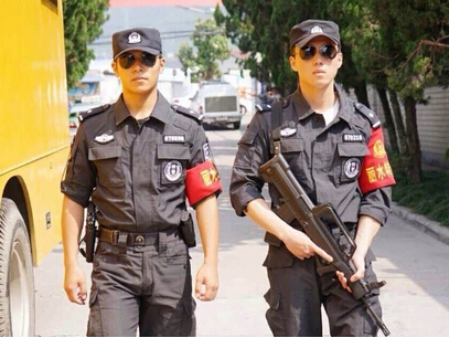 一夜爆紅的麗水特警哥