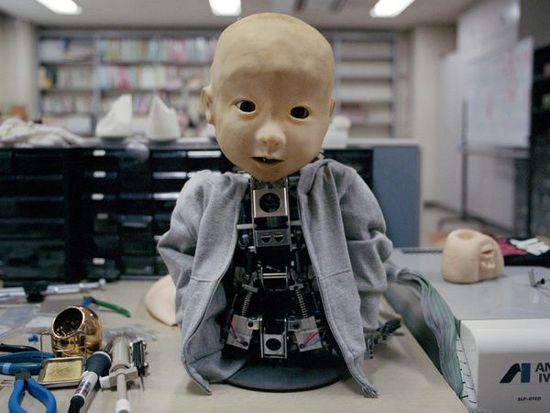 石黒浩實驗室里的類人機器人