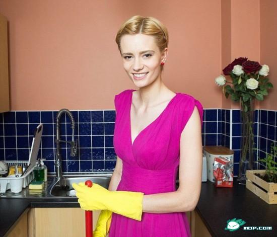 波蘭女清潔工變職業模特