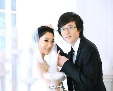 鳳凰傳奇主唱產(chǎn)女