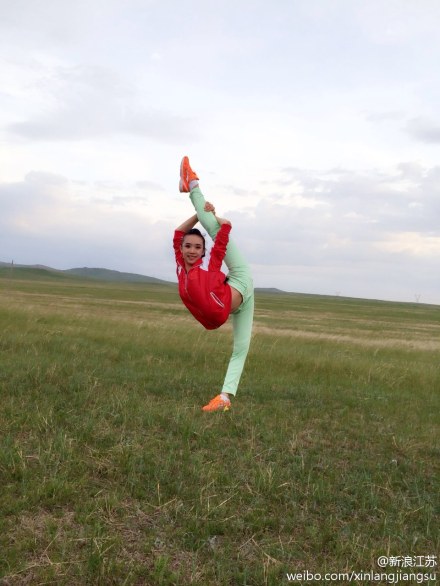 360度旋轉一字馬