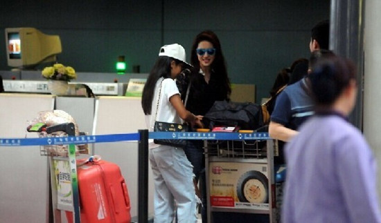 劉亦菲穿蕾絲照片