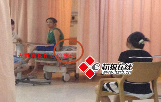 杭州女司機倒車致一死一重傷