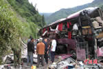 四川大巴側翻 7月13日四川理縣大巴側翻車禍造成2死