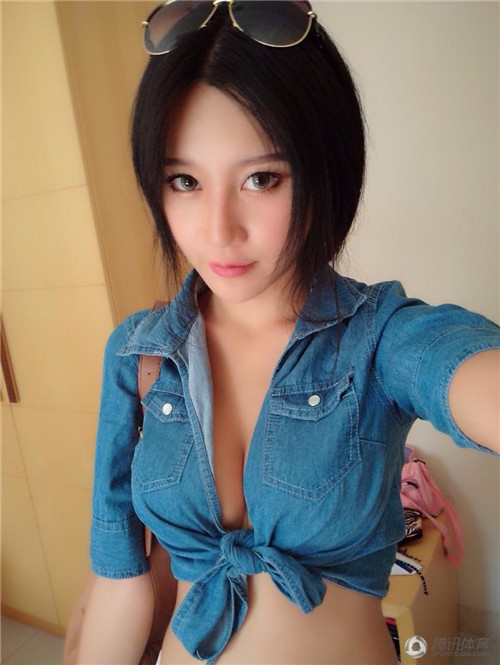 騰訊足球寶貝樊玲