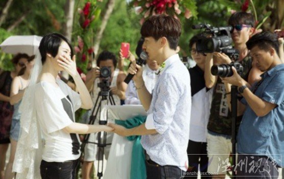 李承鉉求婚戚薇照片