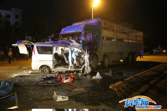 哈爾濱老機場路車禍