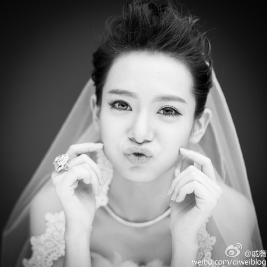 李承鉉戚薇結婚照