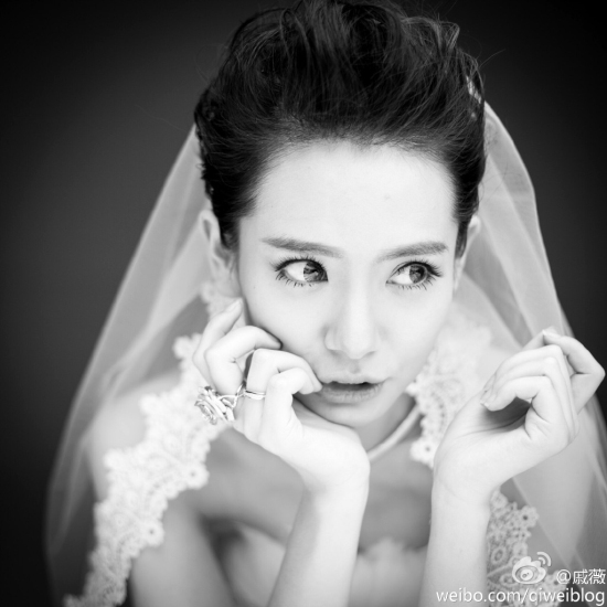 李承鉉戚薇結婚照