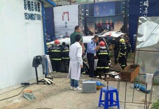 司機(jī)殺護(hù)士因求愛(ài)遭拒開(kāi)車(chē)被撞死