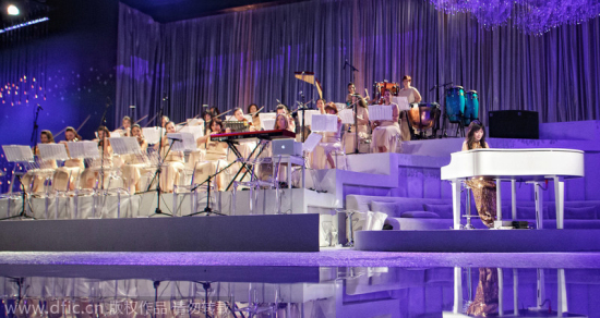 土豪用6.5萬顆水晶裝飾婚禮