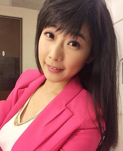 中視女記者周亭羽照片