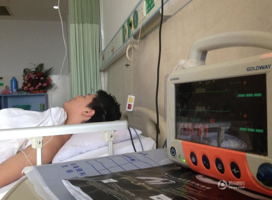 麻醉師在醫院治療