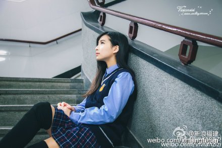 這么好看的校服真少見