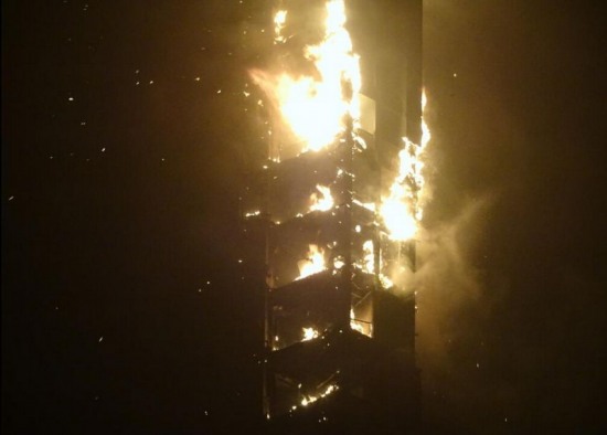 迪拜住宅樓大火