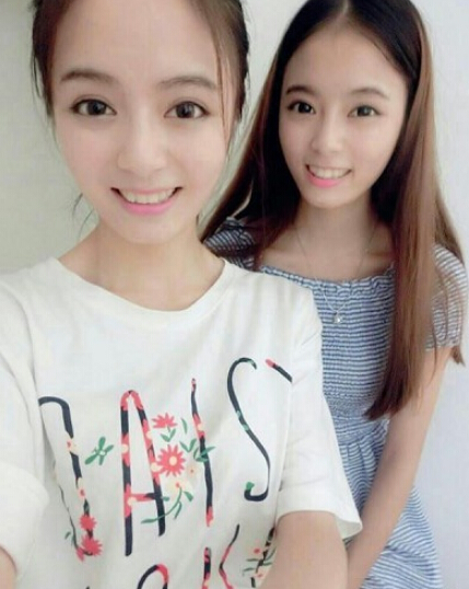 四川雙胞胎姐妹花何鍶怡何鍶棋