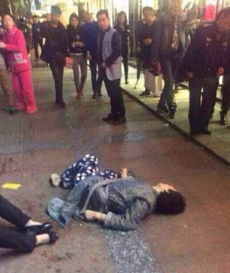 瑞安虹橋南路一男子墜樓