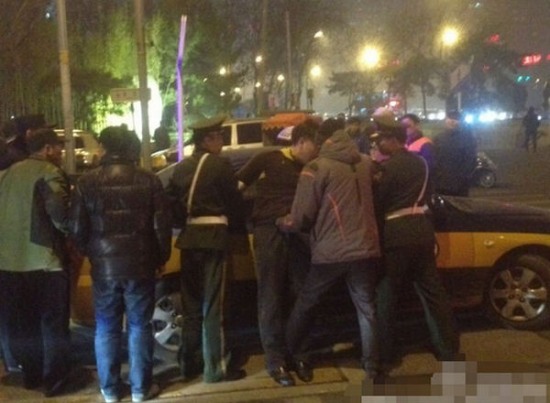 王府井搶劫案嫌犯被抓獲