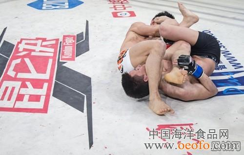 楊建平暴揍日本拳王