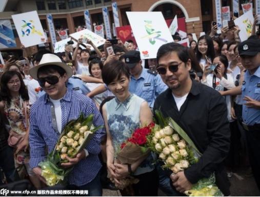 成龍赴任院長(zhǎng)