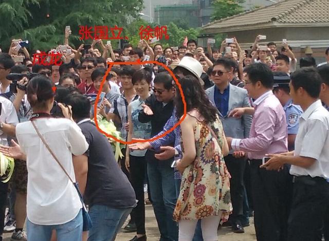 成龍赴任院長(zhǎng)