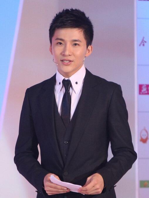 主持人邊策吸毒墜亡