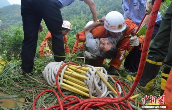 宜春寨下鎮(zhèn)梅塘村車禍