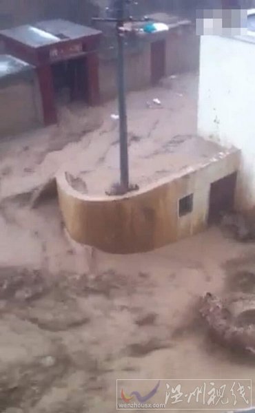 榆林子洲縣城區(qū)暴雨