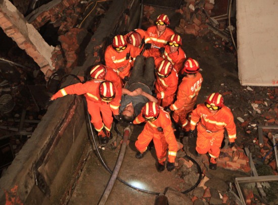 浙江溫嶺鞋廠倒塌事故