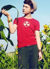 中國好聲音童予碩整容前是什么樣的 童予碩早年照片曝光