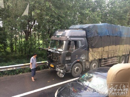 G2京滬高速泰州至揚州段連環車禍