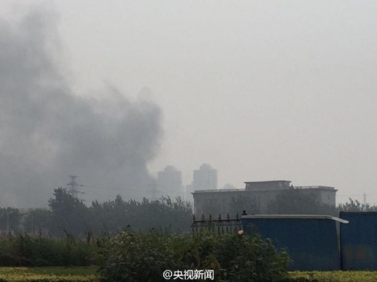 爆炸現(xiàn)場再次著火
