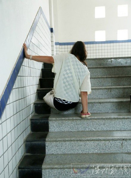 商丘學(xué)院王娟照片